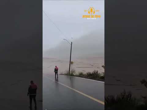 🚨 PONTE FICA COMPLETAMENTE SUBMERSA NO RIO GRANDE DO SUL