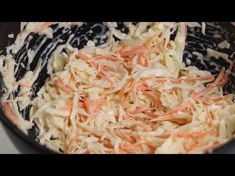 How to make CREAMY COLESLAW //Vlogmas Day 16