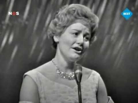 NSF 1960: Rita Huyskens - Regenkapje
