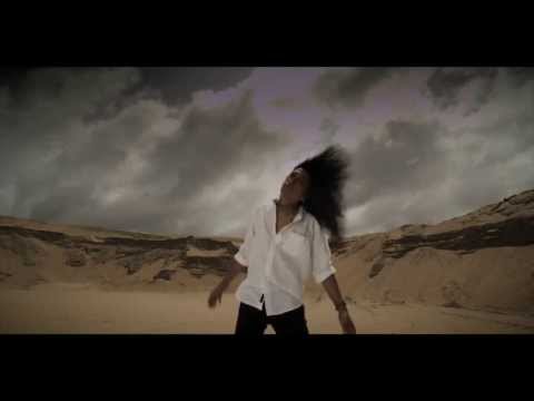 Miringuwa Parada by Chitral Somapala