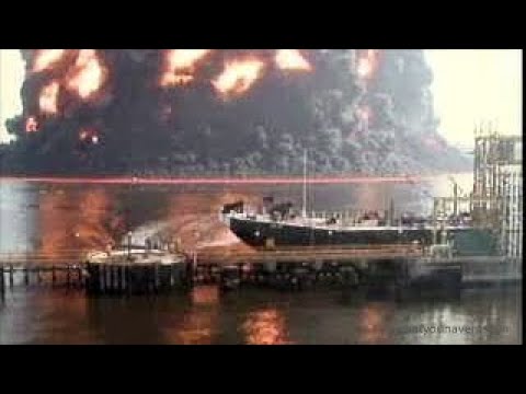 Tremendous Gas Barge Explosion In New York City, 2003 - Complete Footage At 4X Playback Sp