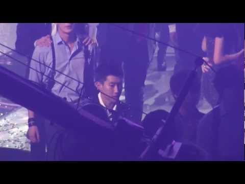 120217 MUSIC BANK-JAY PARK