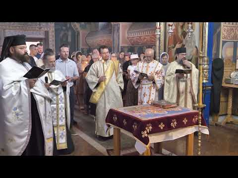 Fragment din slujba Prohodului Maicii Domnului  - 2025