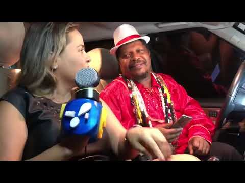 Chik Jeitoso se intitula como bruxo,entre as centenas de religiões afrodescendentes