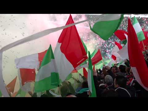 Bekerfinale 2016: opkomst der beide elftallen Feyenoord Utrecht