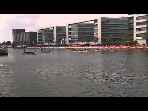 Drachenbootrennen in Duisburg