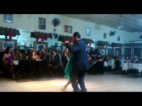Cristian Sierra y Fernanda Valdovinos Milonga Querida Buenos Aires Tango Club