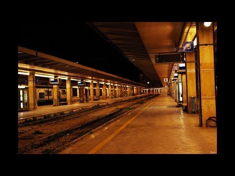 Thể hiện bởi Chế Linh (trước 75)