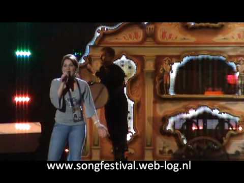 The Netherlands: 1st rehearsal Eurovision 2010 - Sieneke