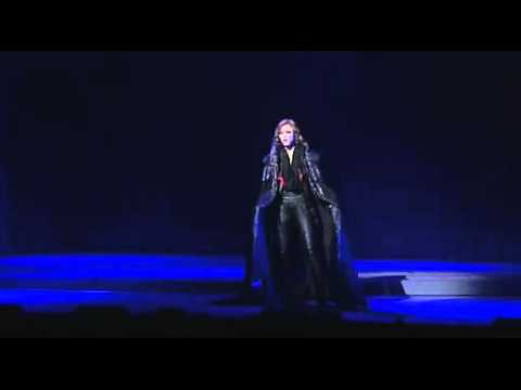 ドラキュラ - A Perfect Life/Loving You Keeps Me Alive/Whitby Bay Reprise