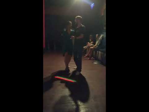 Chris Smith & Elizabeth Kilrain blues dancing