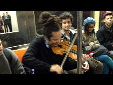 Impromptu in the New York City Subway (Eliano Braz on Violin)