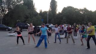 preview picture of video 'МК от Дмитрия Лунёва по реггетону на Open Air 26.05.2013. LC Belgorod'