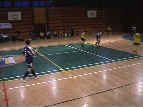 ŠK MAKROTEAM ŽILINA  KPS KLÁŠTORNÁ KOŠICE 8 : 1 (3 : 0)