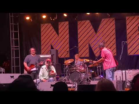 Yo La Tengo ft. Michael Hurley - Hog Of The Forsaken (Live @ Nelsonville Music Festival 9-3-22)