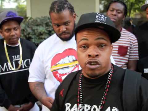 Middle Finger vs Shidog