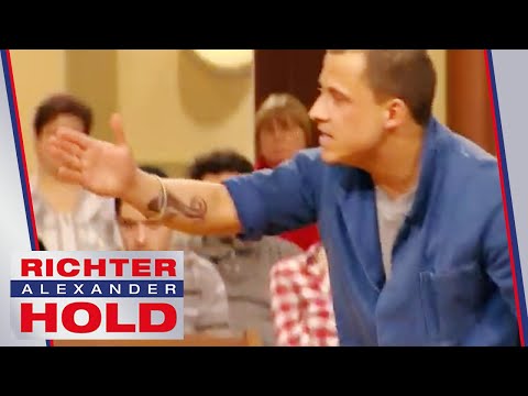 "Halten sie die Klappe!" Angeklagter droht Staatsanwalt! | 1/2 | Richter Alexander Hold | SAT.1
