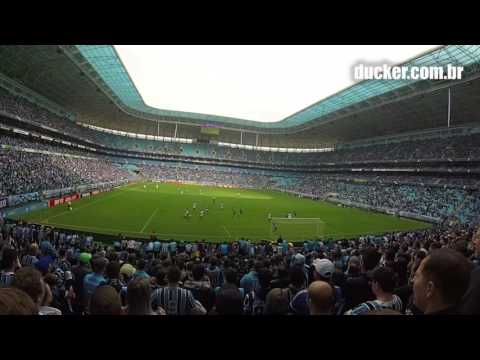 "Grêmio 2 x 1 Figueirense - Brasilierão 2016 - Gol do Grêmio (vídeo: Foresti)" Barra: Geral do Grêmio &bull; Club: Grêmio