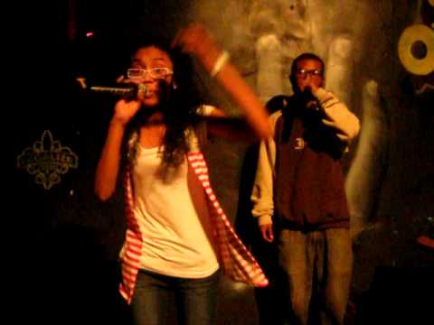 Karolinativa - Intro Misturera (Pregon Afro Peruano) y No más Ensartes...En Vivo !!!.avi