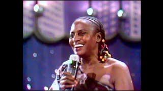 Miriam Makeba - Pata pata (1972) - live