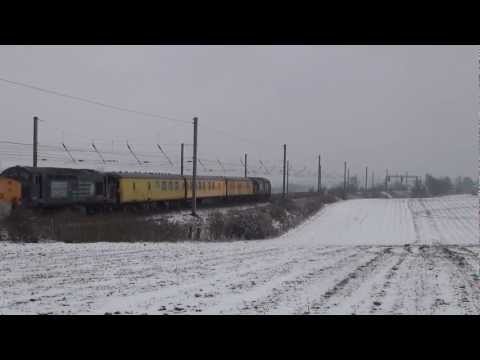 37601/37609 - 3Z03 at East Hyde (Harpenden) 23/03/13