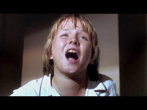 KIDS CANT RESIST THIS CARGO VAN! | Invaders from Mars (1986) Movie Review