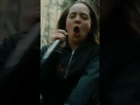 Her BLEGH was a MASTERPIECE! 😱