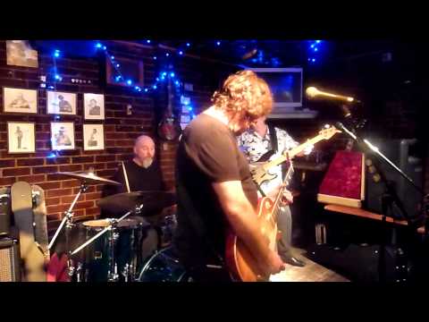 GARY MOORE live at The Ranelagh pub, Brighton