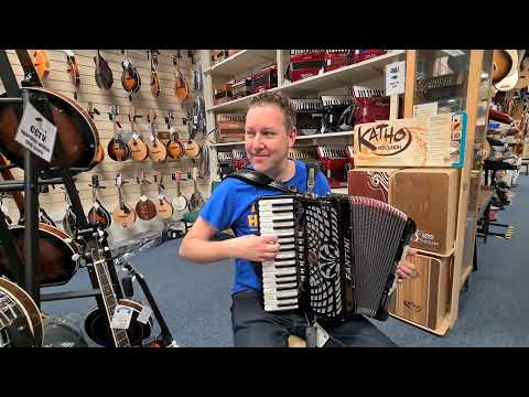 Mark playing a Fantini 72 Bass 4 Voice Accordion @ Hobgoblin Music Birmingham