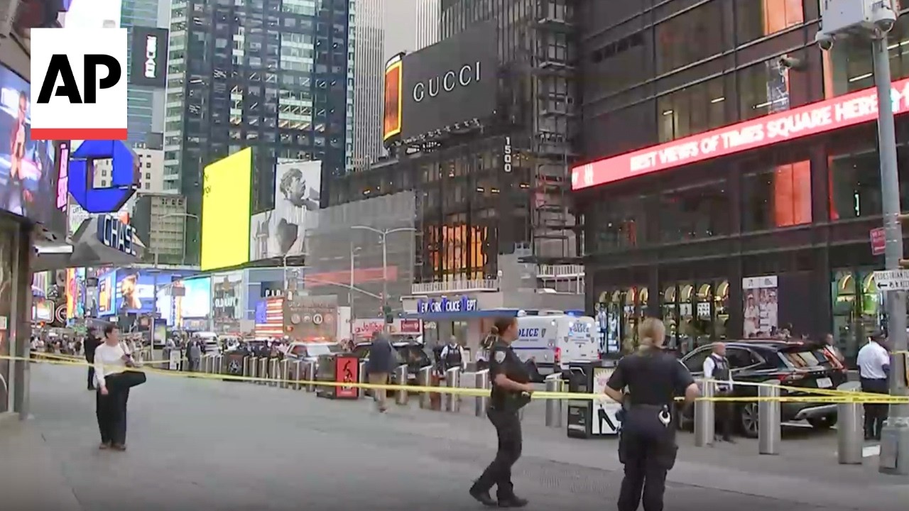Video: NYPD identifies Pamela Cisneros in Times Square stabbing that kills one victim and suspect