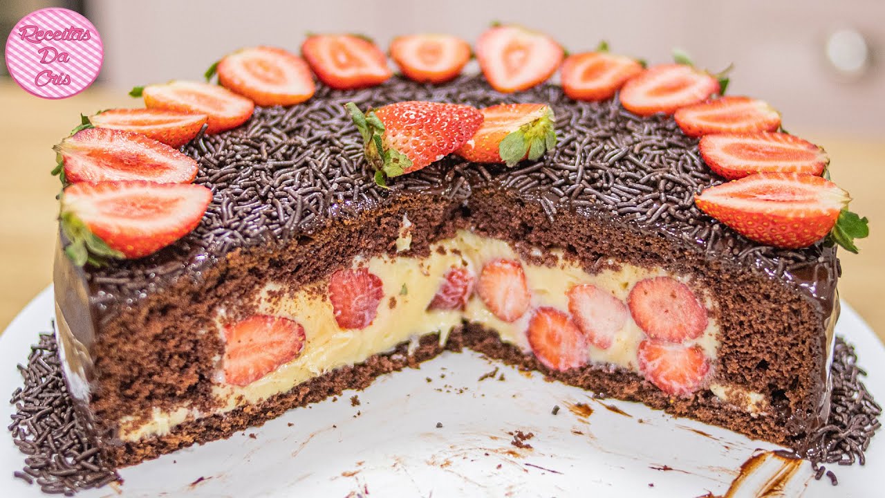 BOLO BOMBOM DE CHOCOLATE COM MORANGOS MUITO FÁCIL DE FAZER | CONFEITARIA CASEIRA | RECEITAS DA CRIS