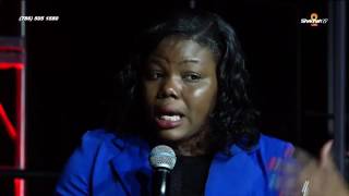 Temwayaj yon Dame ki di yon Bèf koupe Bò kou li tout bon nan Dòmi, epi li tap Kale Vè...