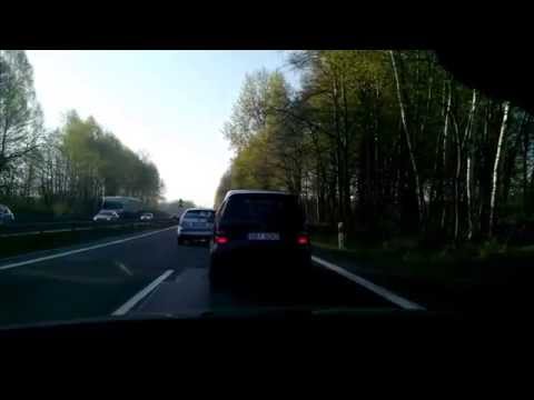 Bielski szeryf, przecież on umie jeździć.