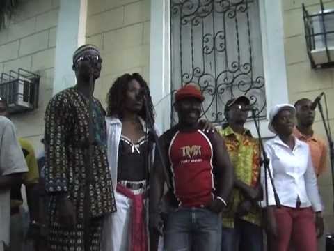 Rumba show at the Casa de Caribe Santiago de Cuba