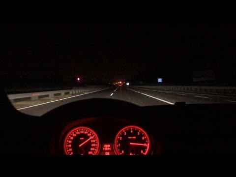 BMW E92 325i N52 218PS acceleration 100-200 km/h kickdown