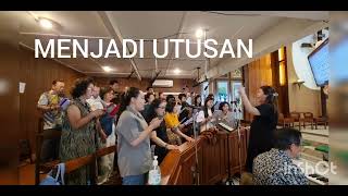 Download lagu MENJADI UTUSAN - KOOR AVE VERUM - GAYA BATAK mp3