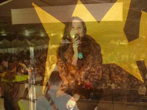 Assim Como Maria video