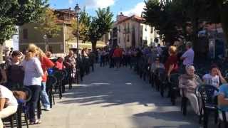 preview picture of video 'L'arrivo delle bande in piazza @ VI festival Contemporaneamente di Vezzano Ligure (SP) 13/09/2014'