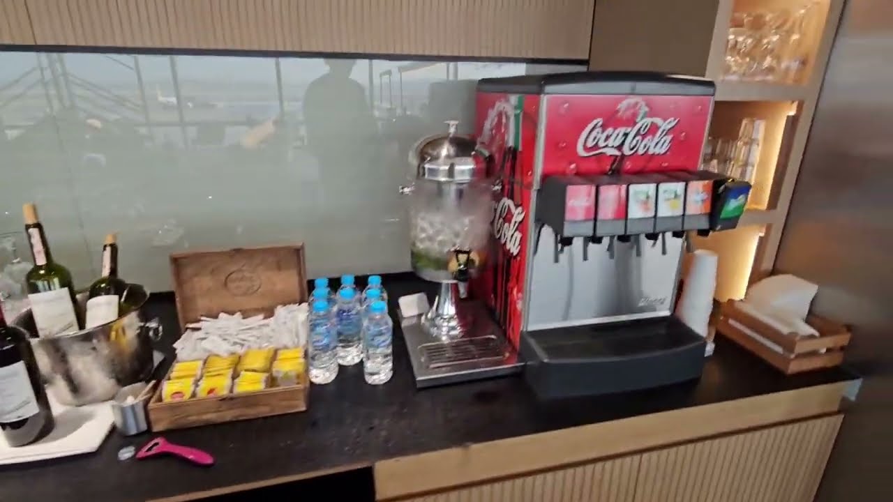 Turkish Airlines Lounge Sabiha Gokcen (Domestic Business Lounge) thumbnail