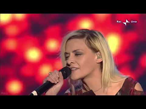 Irene Grandi   La cometa di Halley   Sanremo 2010   HD