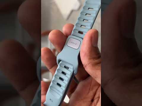 Nomad Apple Watch Band, iPhone 13 Pro case in Marine Blue and MagSafe Charger - quick unboxing