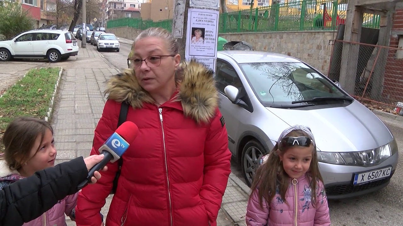 Възобновиха строежа върху тротоара на ул. "Одрин"