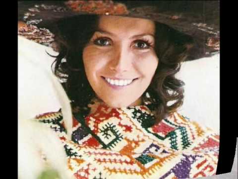 Estela Nuñez Canta con Mariachi La Paloma