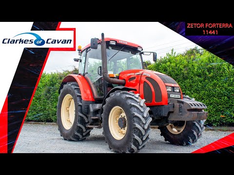 Prehrať video: Komunálne a poľnohospodárske práce – traktor