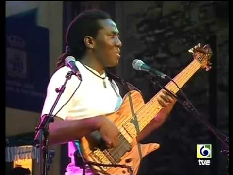 Richard Bona - Amazing Bass Solo