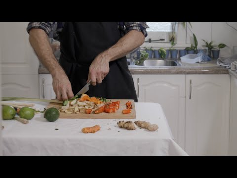 How to feed a crowd? Thai Yellow Chicken Curry Recipe