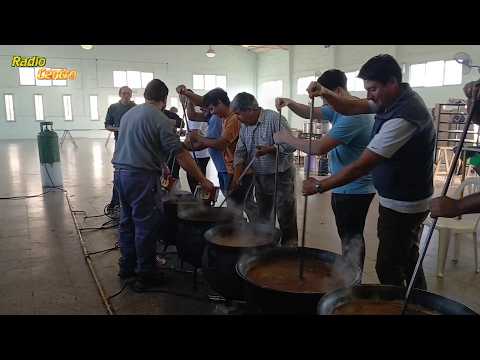 Villa Huidobro - Locro del 25 de Mayo en la Esc.Manuel Belgrano.