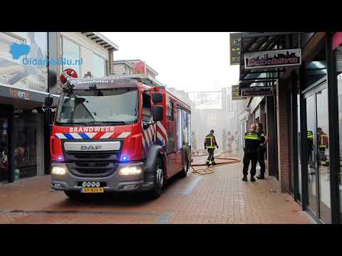 Uitslaande brand in winkelstraat van Winschoten onder controle