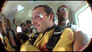 preview picture of video 'Saut en parachute tandem de Raymond Navarre à Spa (Skydive Spa)'