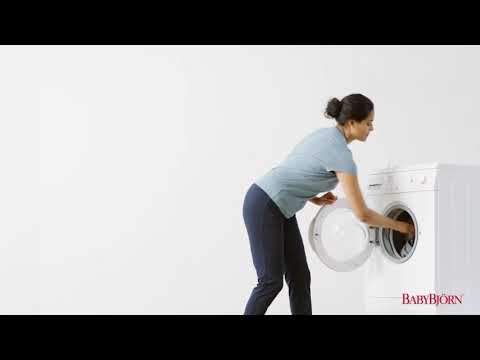 BABYBJÖRN nešioklė Baby Carrier Move Sage green video